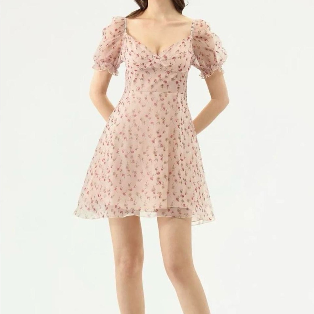 Mini cute dress